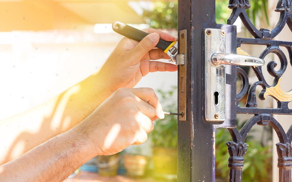 ouverture de porte blindée claquée Linas